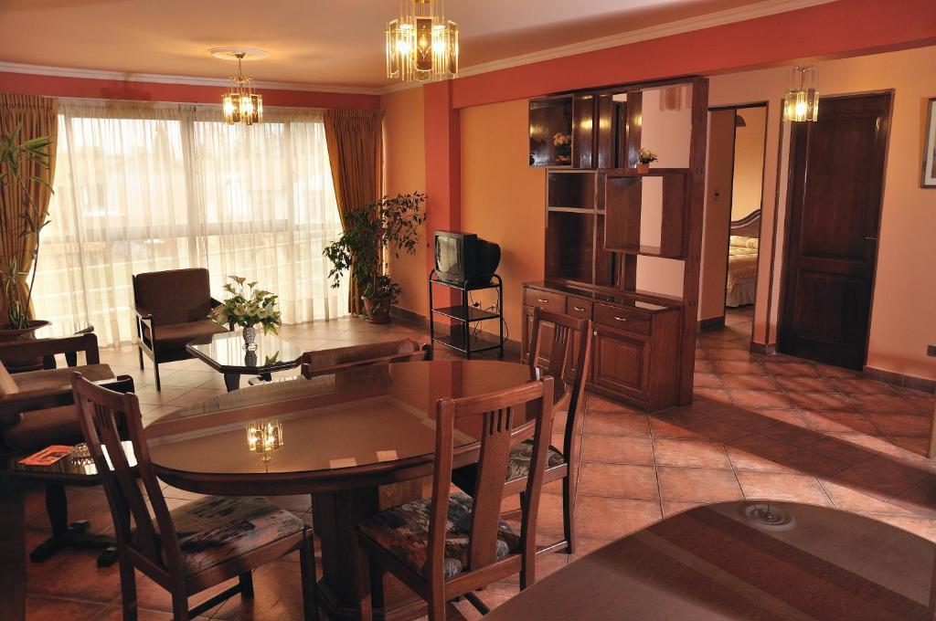 Apart Hotel Violettas Кочабамба Екстер'єр фото