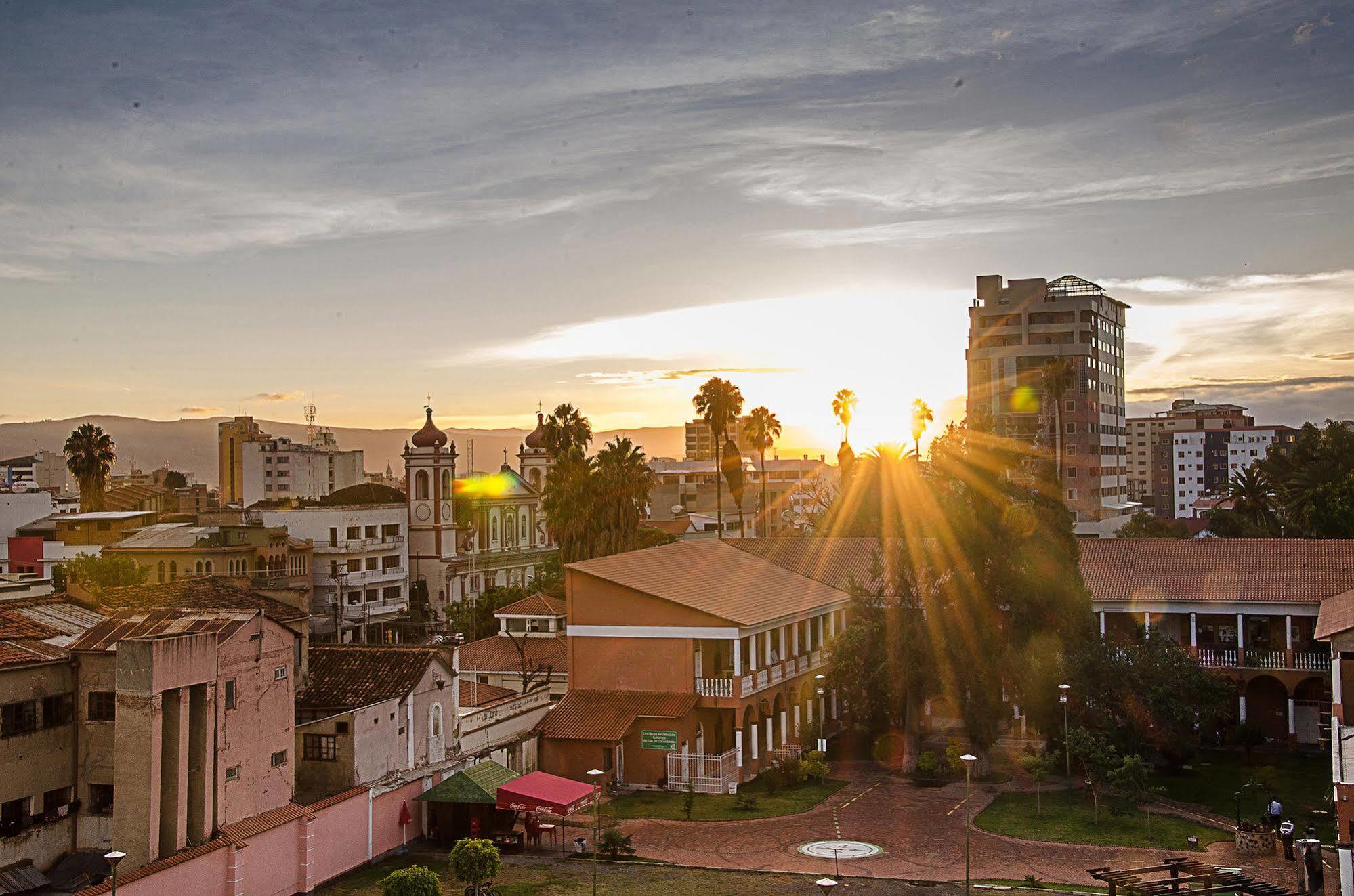 Apart Hotel Violettas Кочабамба Екстер'єр фото
